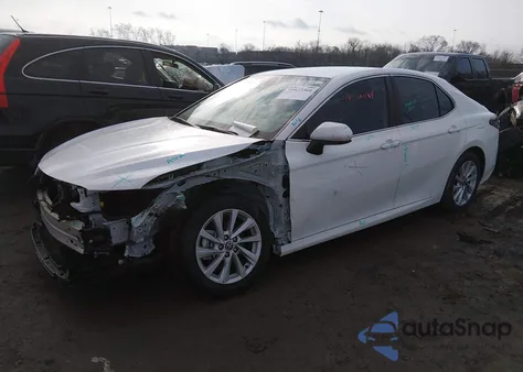 2021 Toyota Camry Le from USA, damaged, VIN 4T1C11AK1MU452839